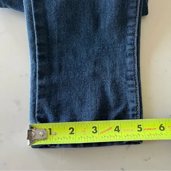 Forever 21 Women’s Medium Waist Dark Blue Non-Stretch Cigarette Jeans Size 27 - Picture 9 of 9